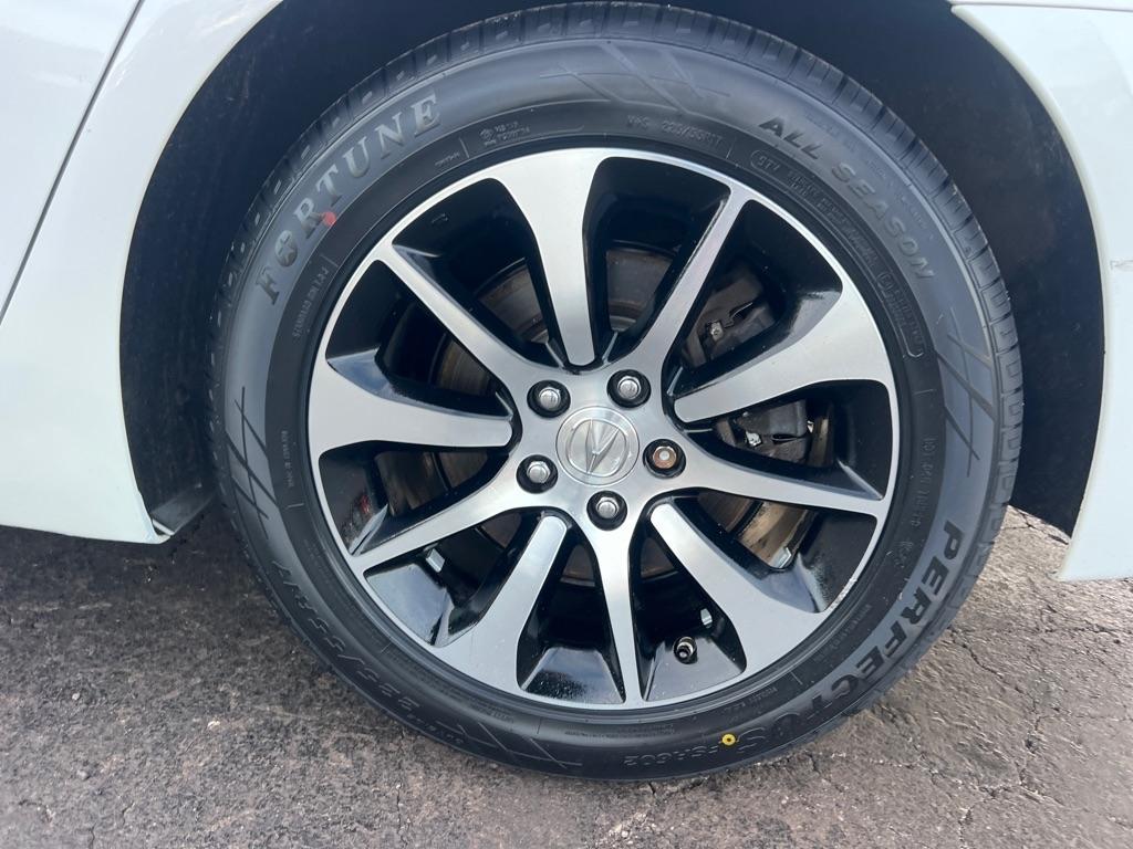 Acura TLX 8-Spd DCT 2016