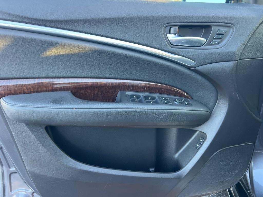 Acura MDX 9-Spd AT w/Tech Package 2017