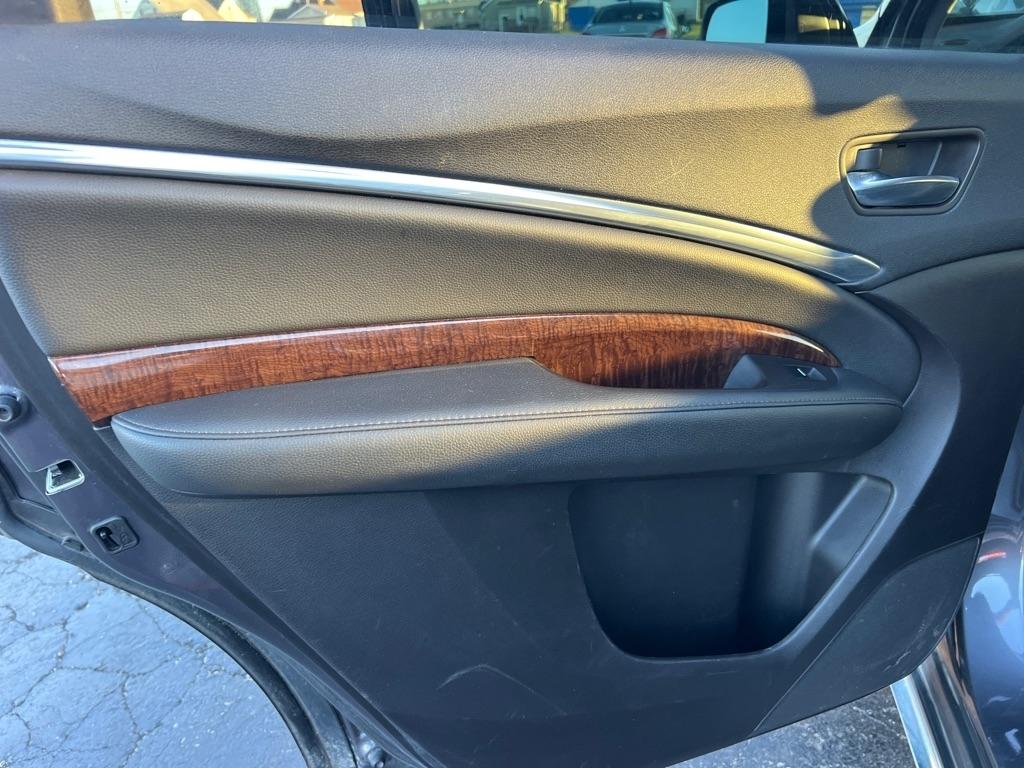 Acura MDX 9-Spd AT w/Tech Package 2017