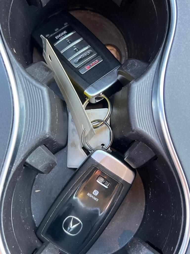 Acura MDX 9-Spd AT w/Tech Package 2017