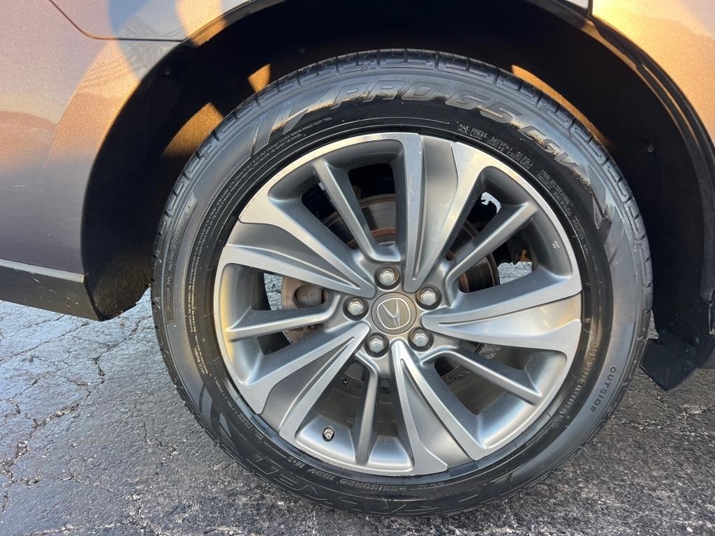 Acura MDX 9-Spd AT w/Tech Package 2017