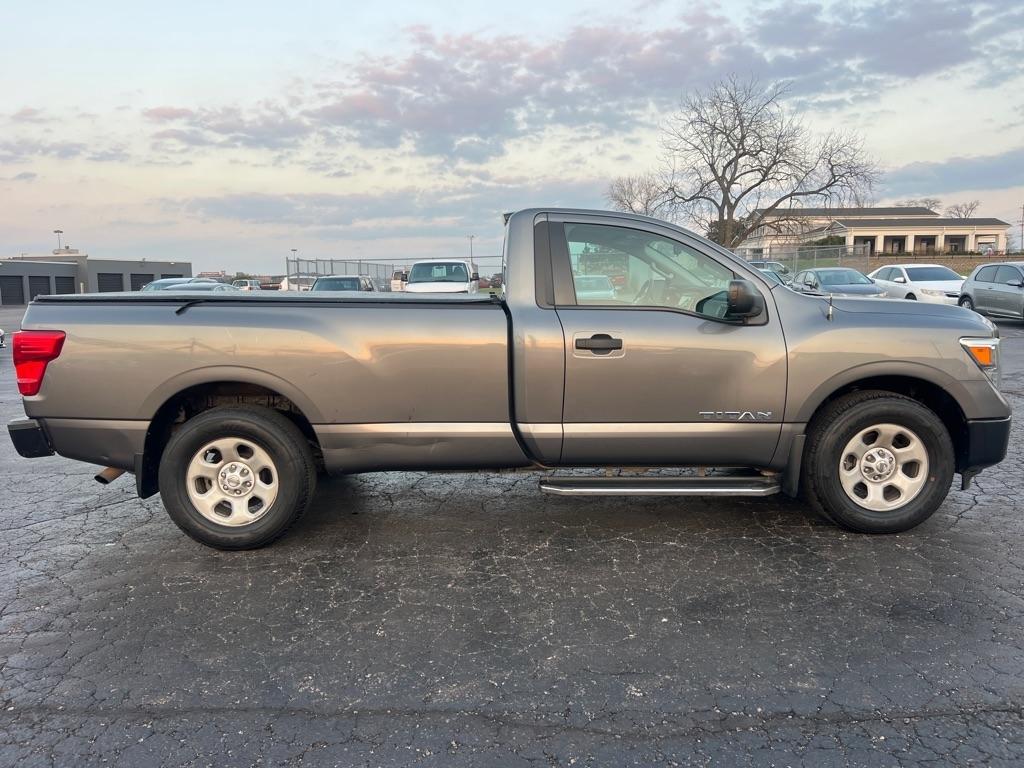 Nissan Titan 2WD 2017