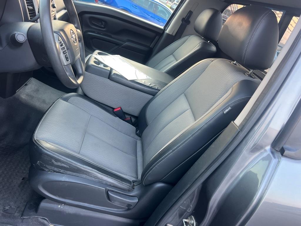 Nissan Titan 2WD 2017