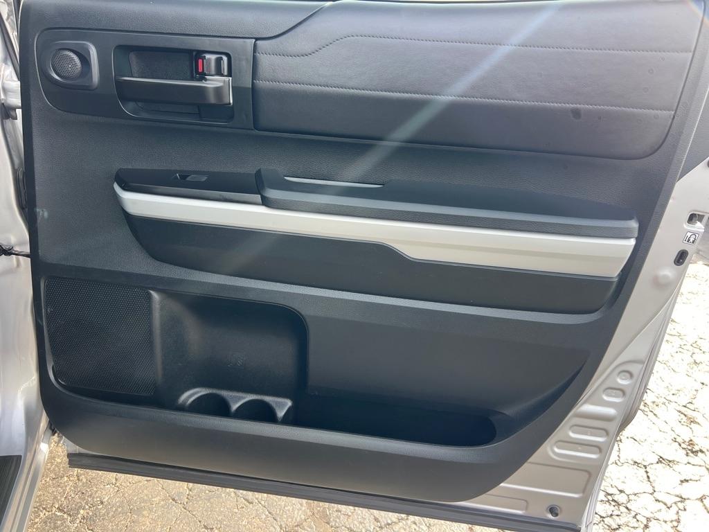 Toyota Tundra Limited 5.7L CrewMax 4WD 2018