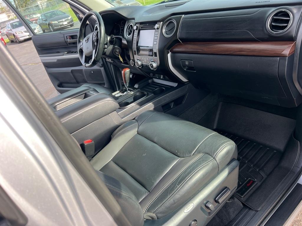 Toyota Tundra Limited 5.7L CrewMax 4WD 2018