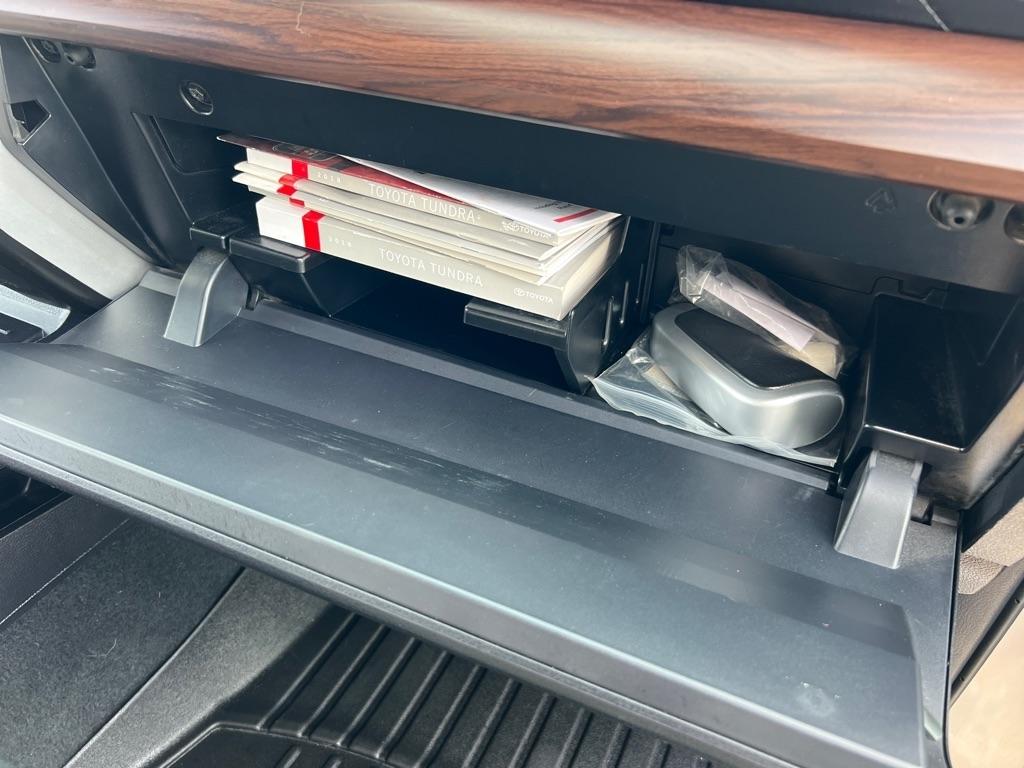 Toyota Tundra Limited 5.7L CrewMax 4WD 2018