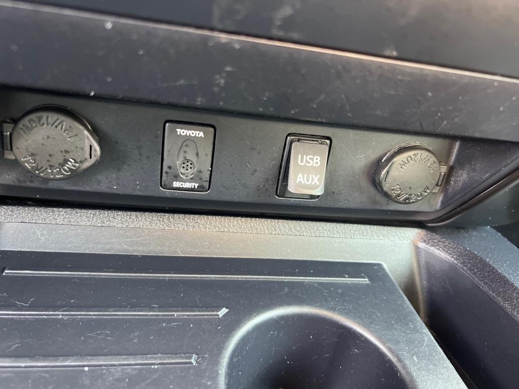 Toyota Tundra Limited 5.7L CrewMax 4WD 2018