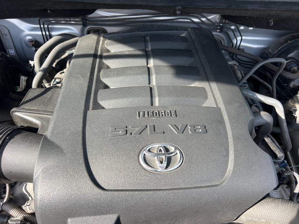 Toyota Tundra Limited 5.7L CrewMax 4WD 2018