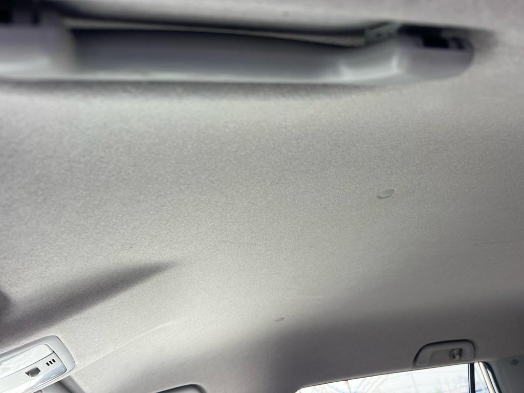 Toyota RAV4 Base I4 4WD 2012