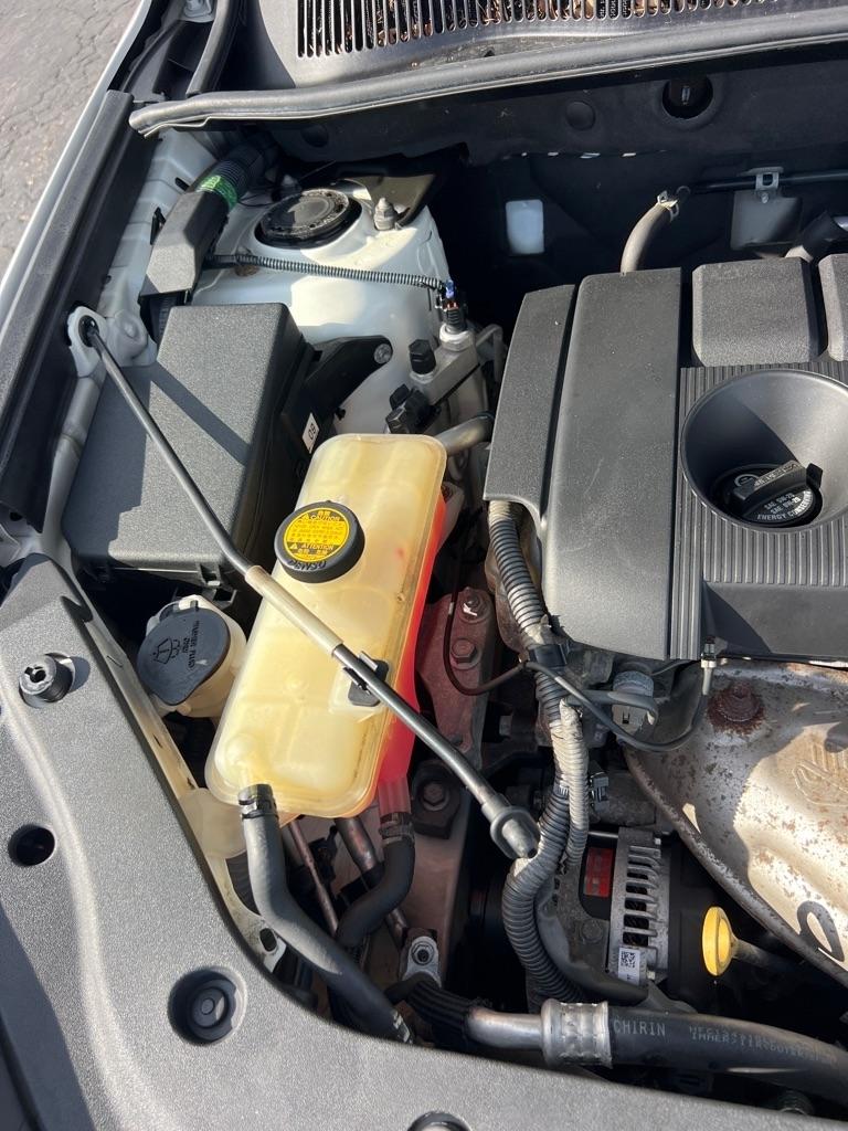 Toyota RAV4 Base I4 4WD 2012