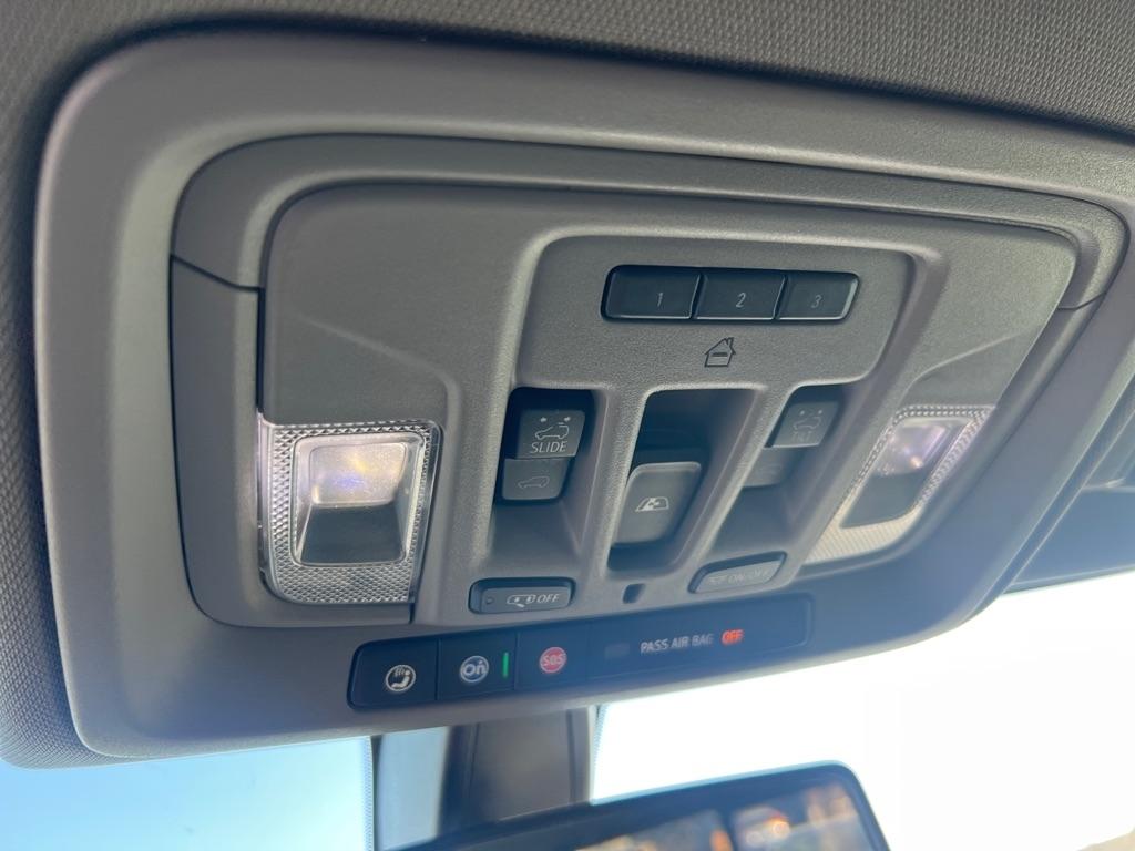 Chevrolet Silverado 1500 RST Crew Cab 4WD 2020