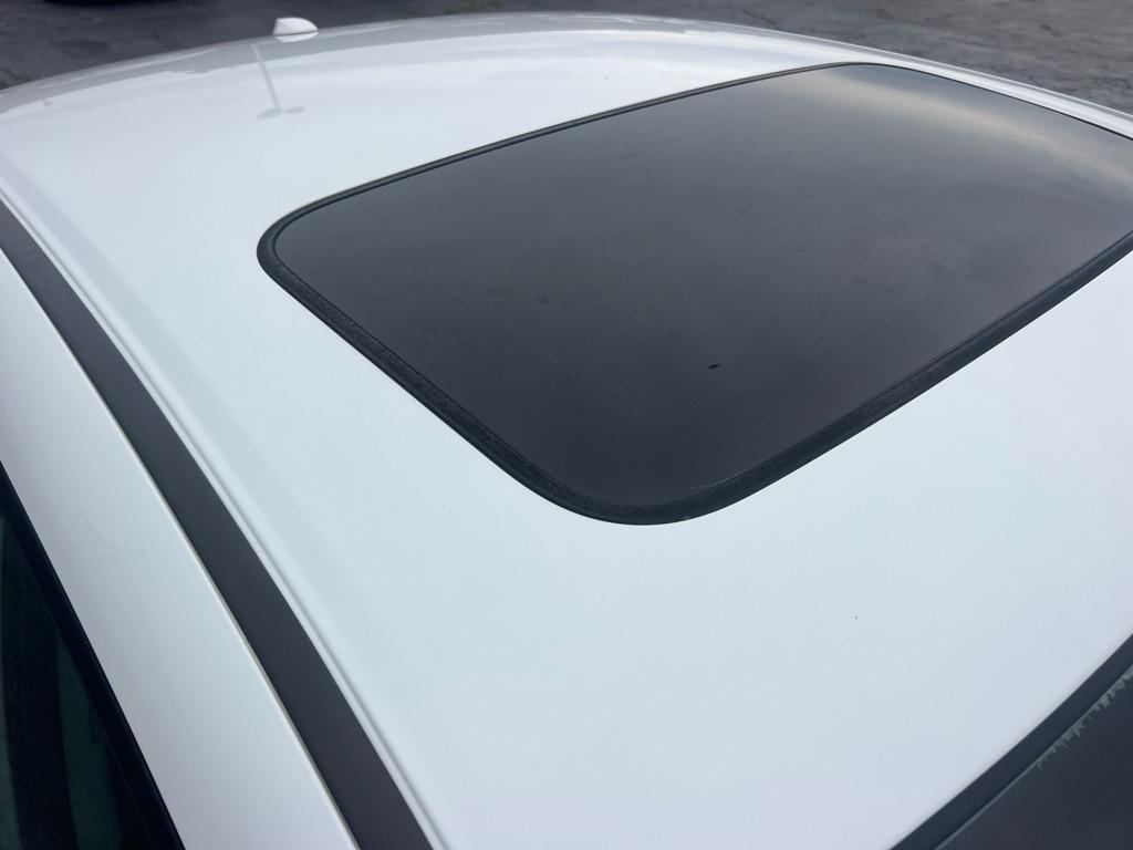 Honda Civic EX-L Sedan 5-Speed AT 2013