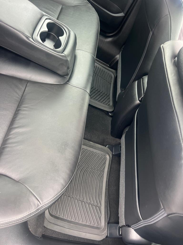 Honda Civic EX-L Sedan 5-Speed AT 2013