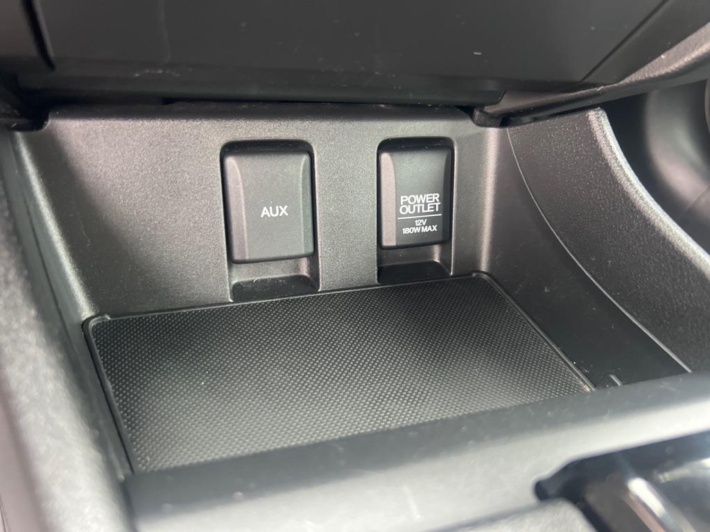 Honda Civic EX-L Sedan 5-Speed AT 2013