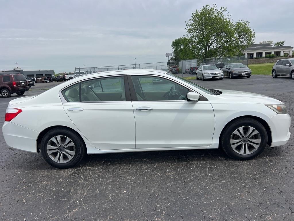 Honda Accord LX Sedan CVT 2013