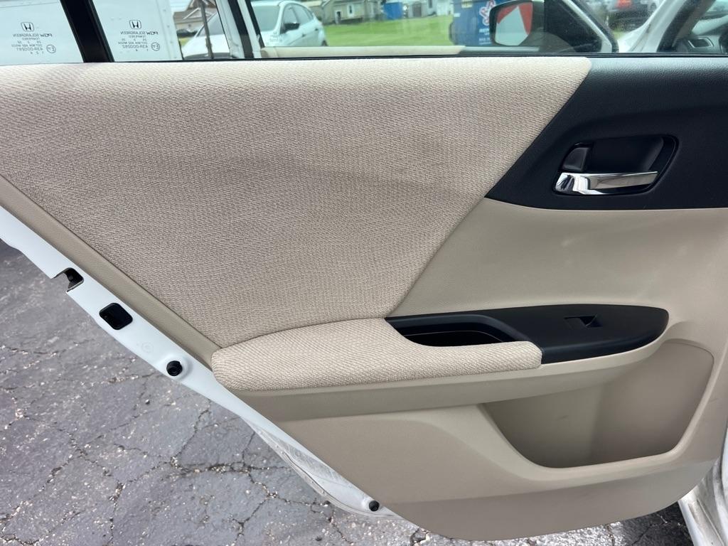 Honda Accord LX Sedan CVT 2013