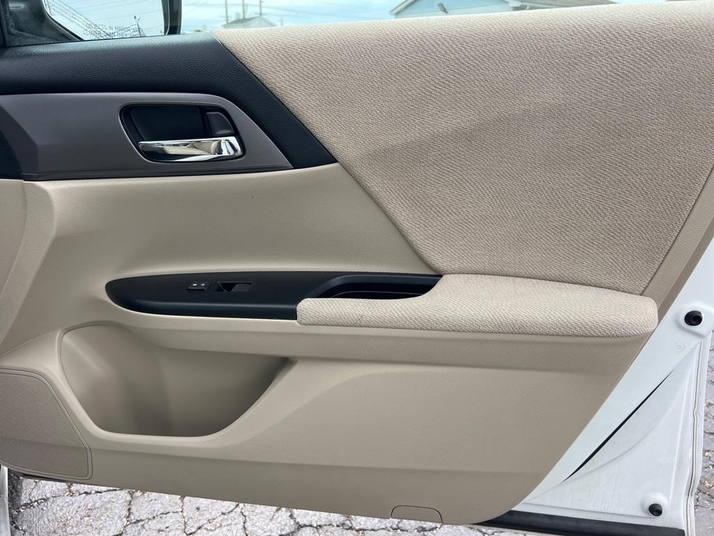 Honda Accord LX Sedan CVT 2013