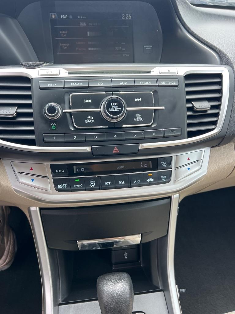 Honda Accord LX Sedan CVT 2013