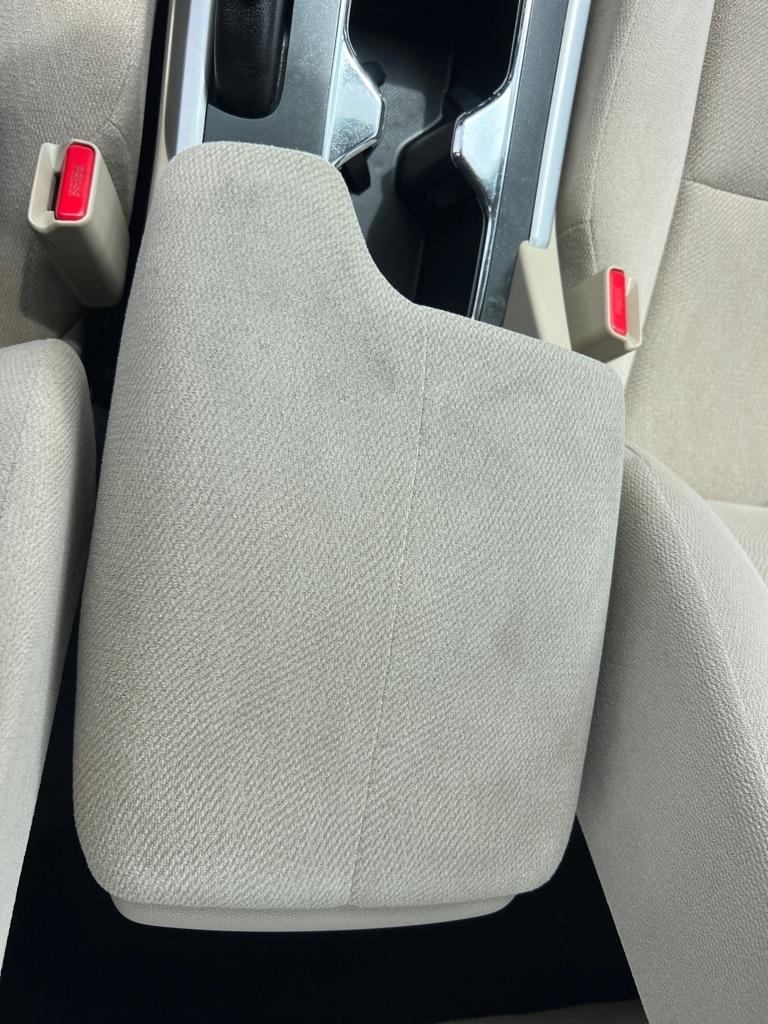 Honda Accord LX Sedan CVT 2013