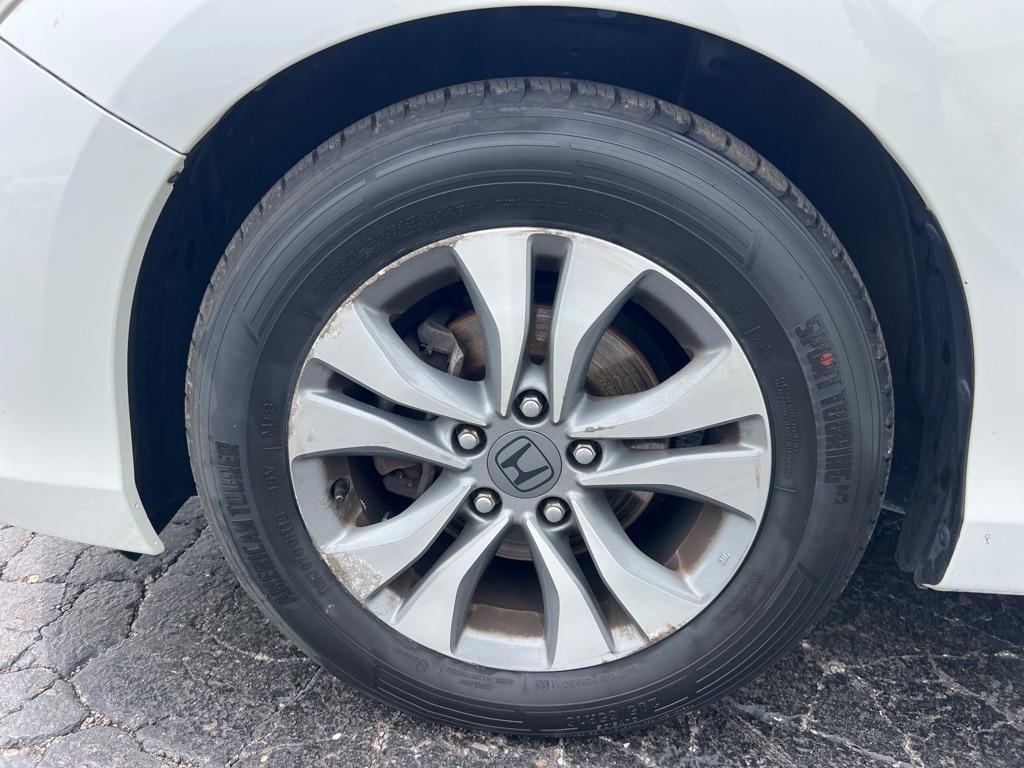 Honda Accord LX Sedan CVT 2013