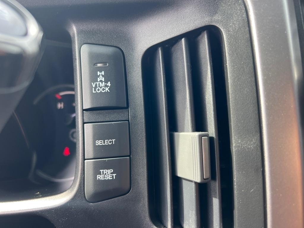 Honda Ridgeline Sport 2014