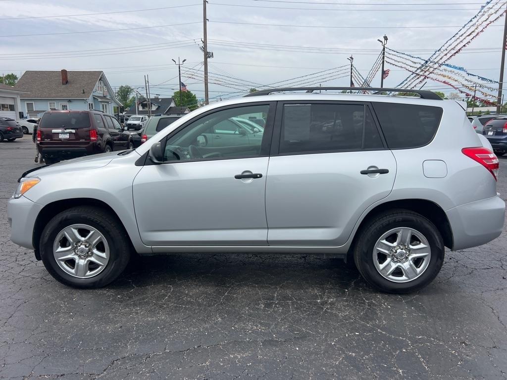 Toyota RAV4 Base I4 4WD 2011