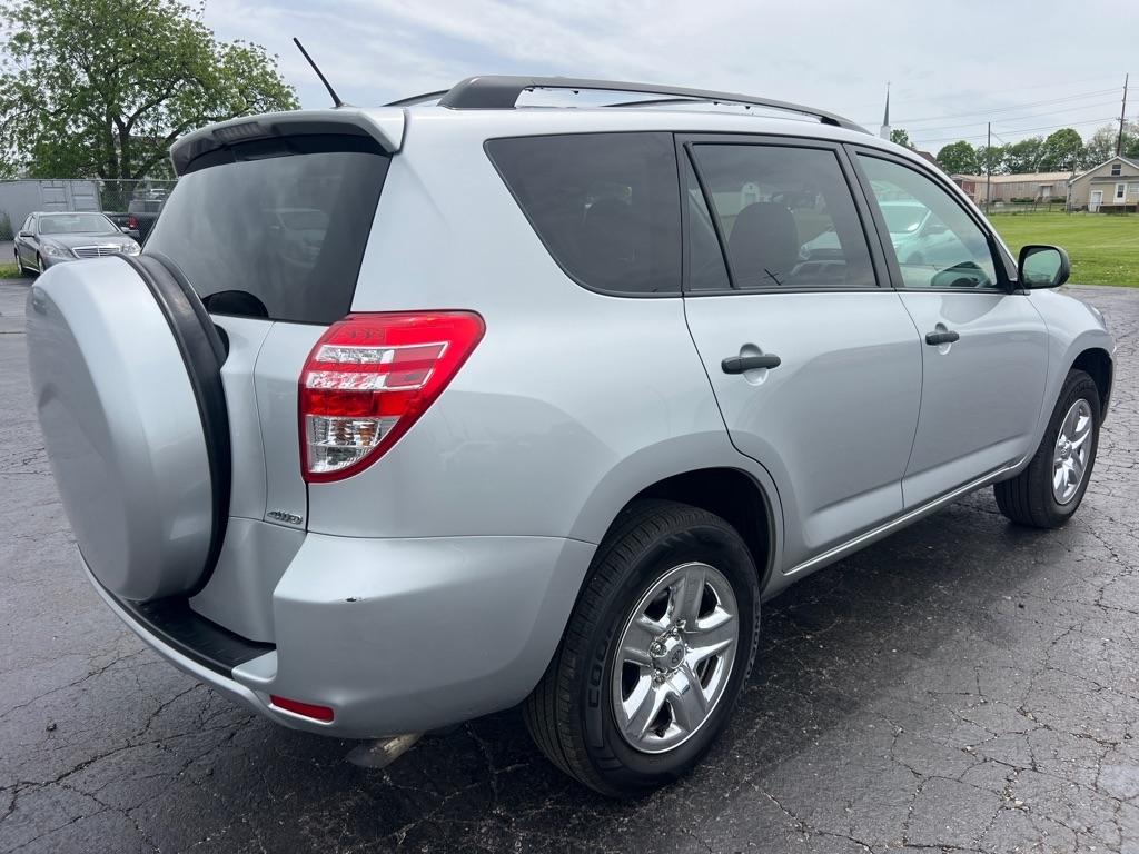 Toyota RAV4 Base I4 4WD 2011