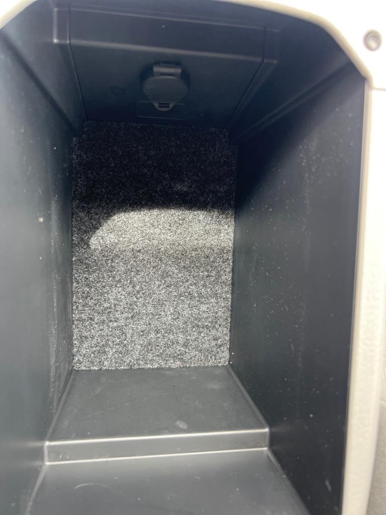 Toyota RAV4 Base I4 4WD 2011