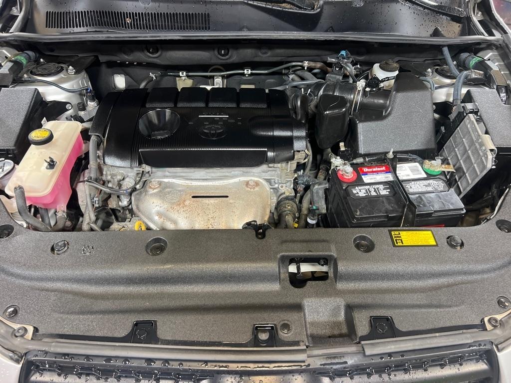 Toyota RAV4 Base I4 4WD 2011