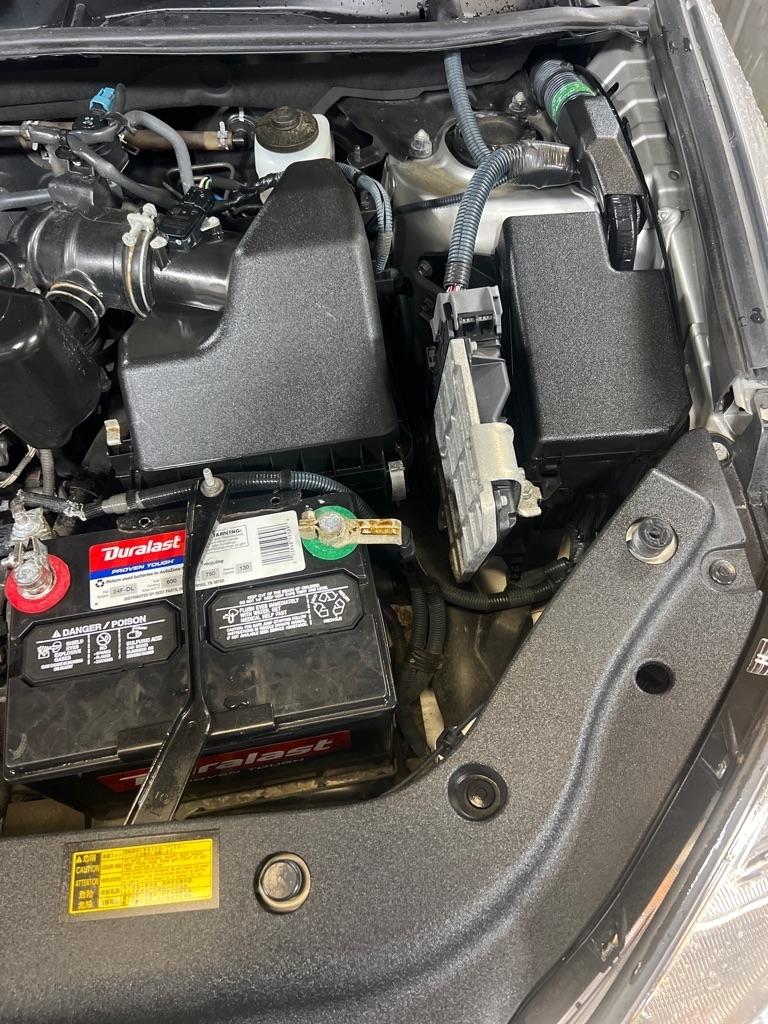 Toyota RAV4 Base I4 4WD 2011