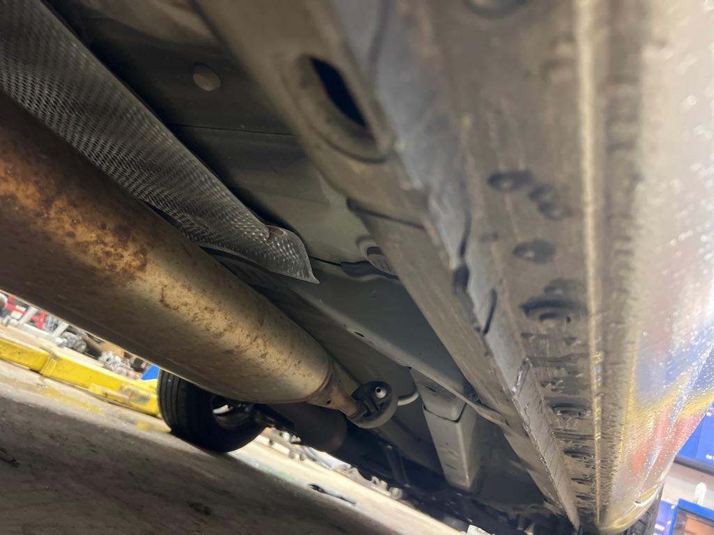 Toyota RAV4 Base I4 4WD 2011