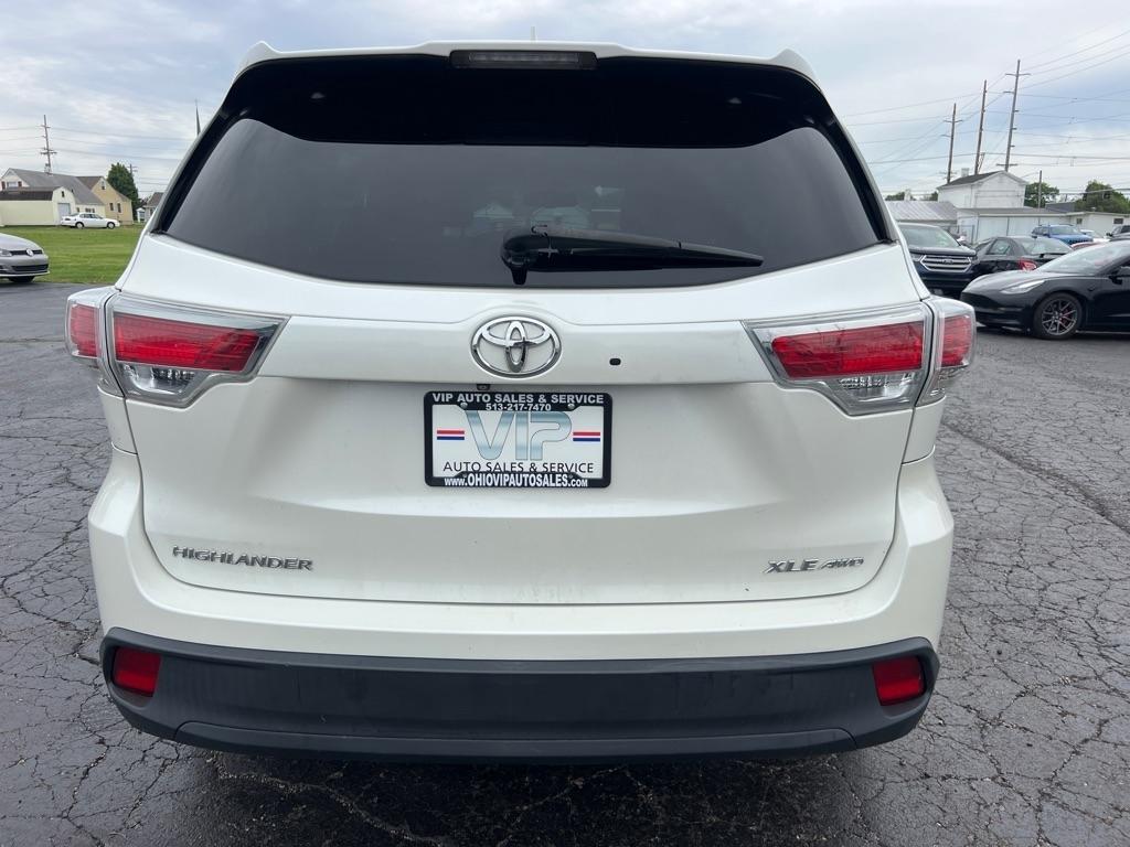 Toyota Highlander XLE AWD V6 2014