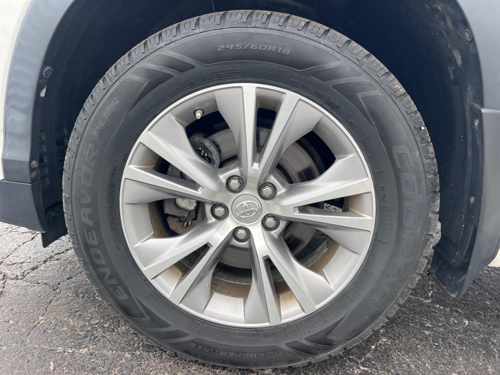 Toyota Highlander XLE AWD V6 2014