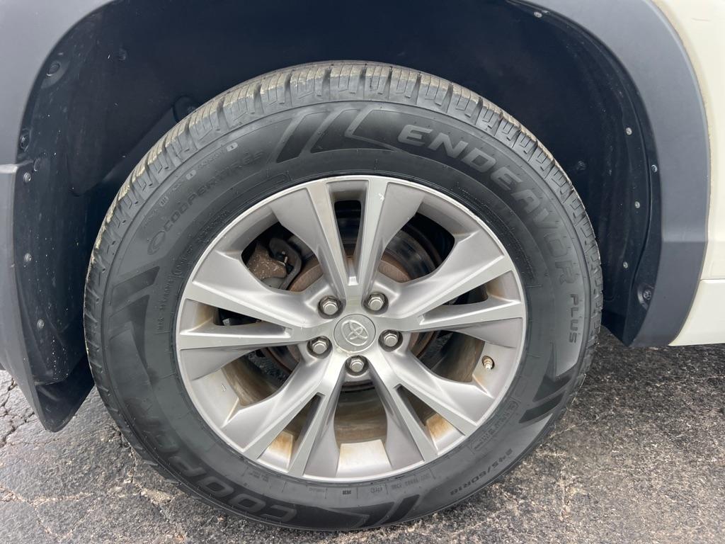 Toyota Highlander XLE AWD V6 2014