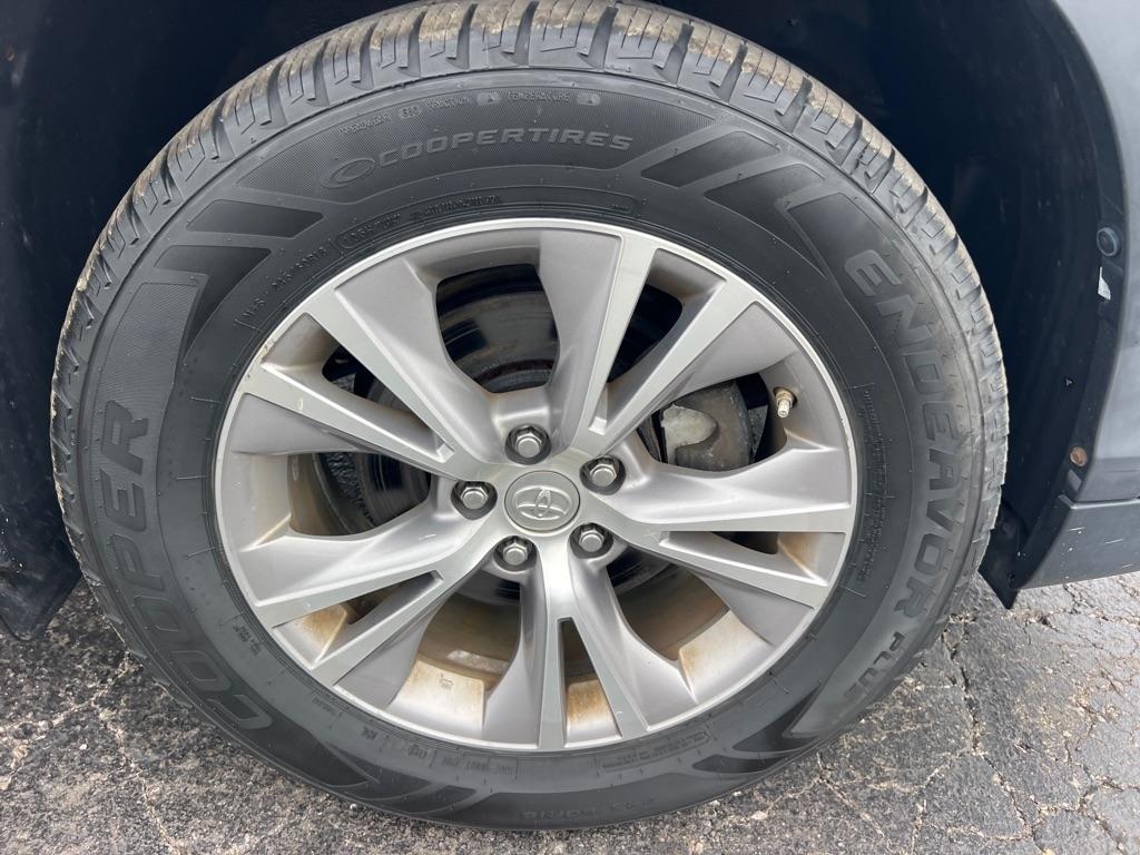 Toyota Highlander XLE AWD V6 2014