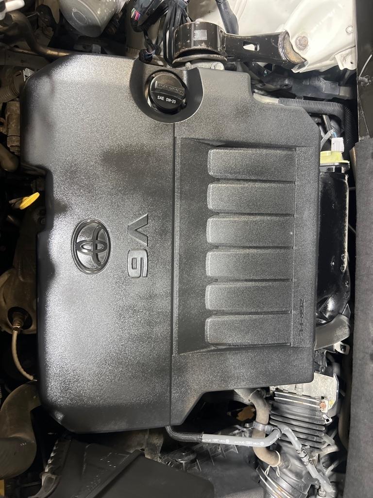 Toyota Highlander XLE AWD V6 2014