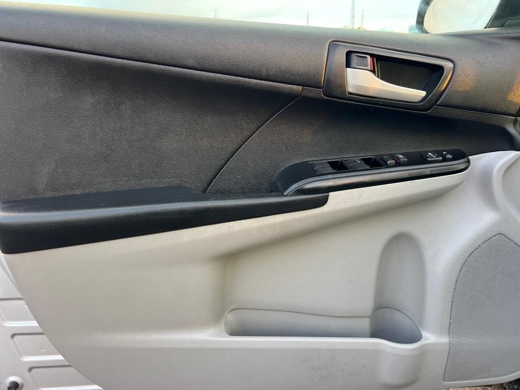 Toyota Camry L 2014