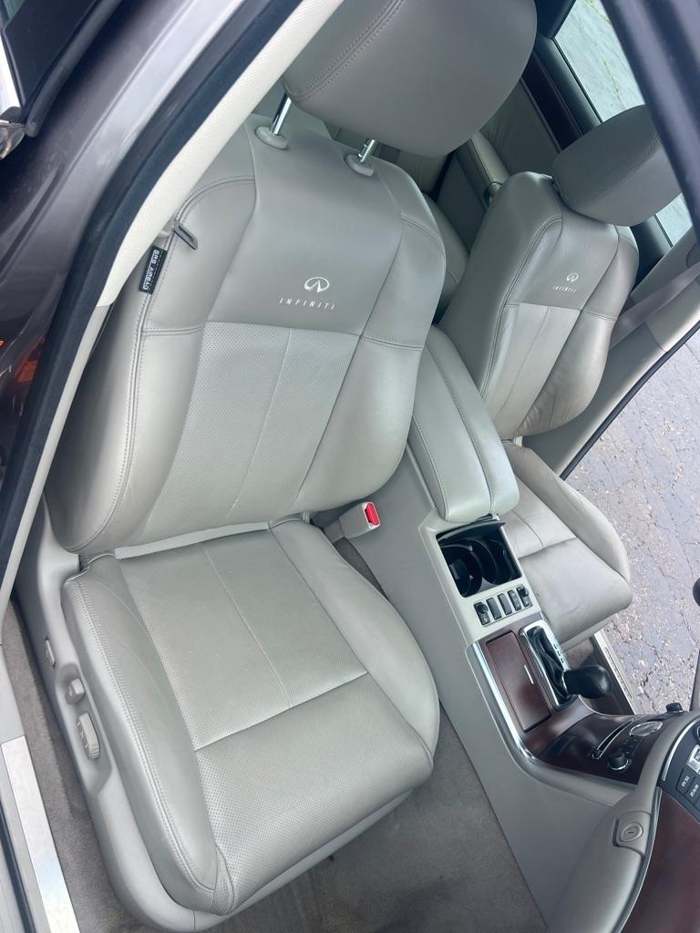 Infiniti M 35 4WD 2008