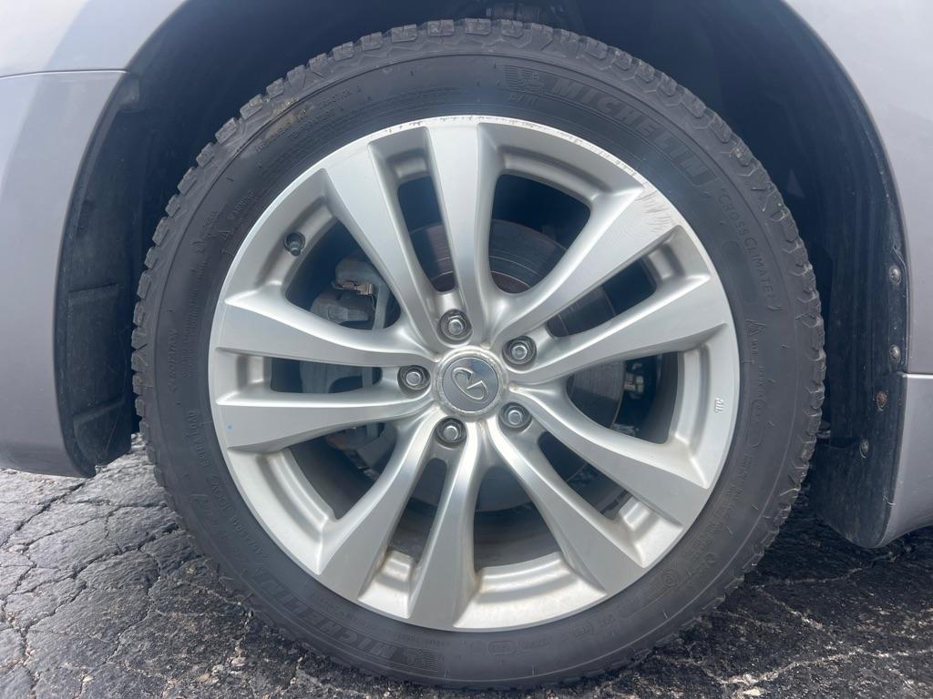 Infiniti M 35 4WD 2008
