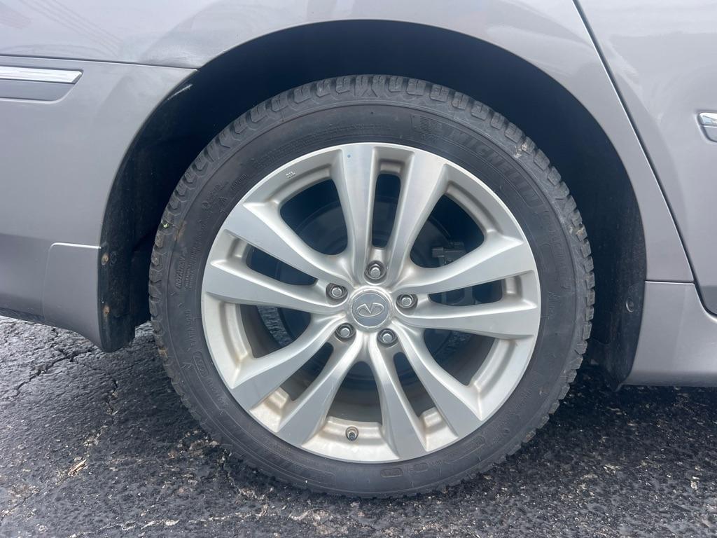 Infiniti M 35 4WD 2008