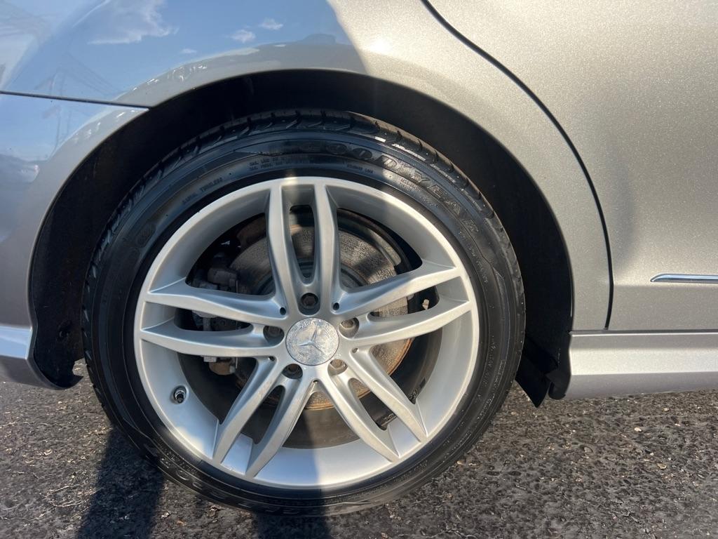 Mercedes-Benz C-Class 4dr Sdn C 300 Sport 4MATIC 2013