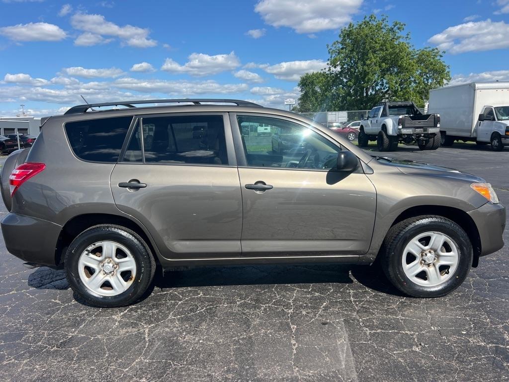 Toyota RAV4 4WD 4dr I4 (Natl) 2012