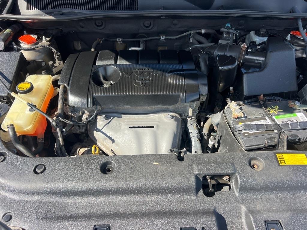 Toyota RAV4 4WD 4dr I4 (Natl) 2012