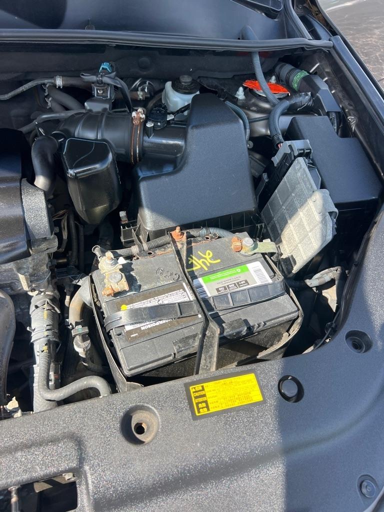 Toyota RAV4 4WD 4dr I4 (Natl) 2012