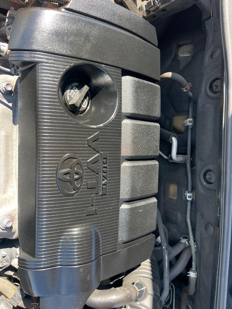 Toyota RAV4 4WD 4dr I4 (Natl) 2012