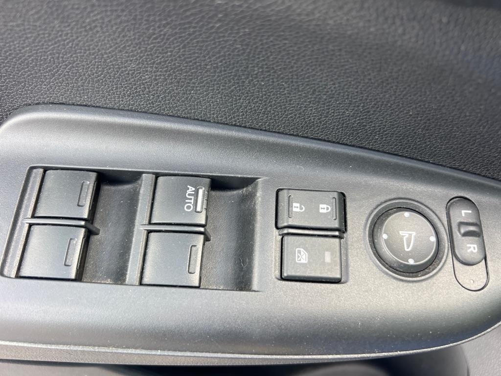 Honda Fit 5dr HB CVT EX-L 2015