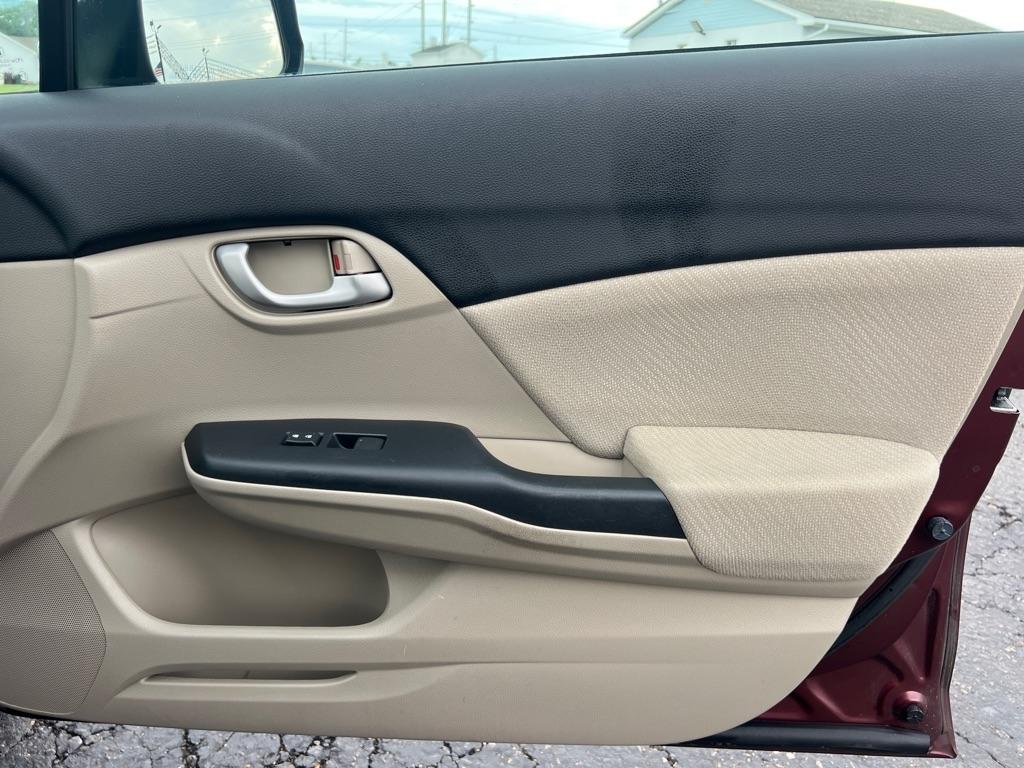 Honda Civic Sdn 4dr Auto LX 2013