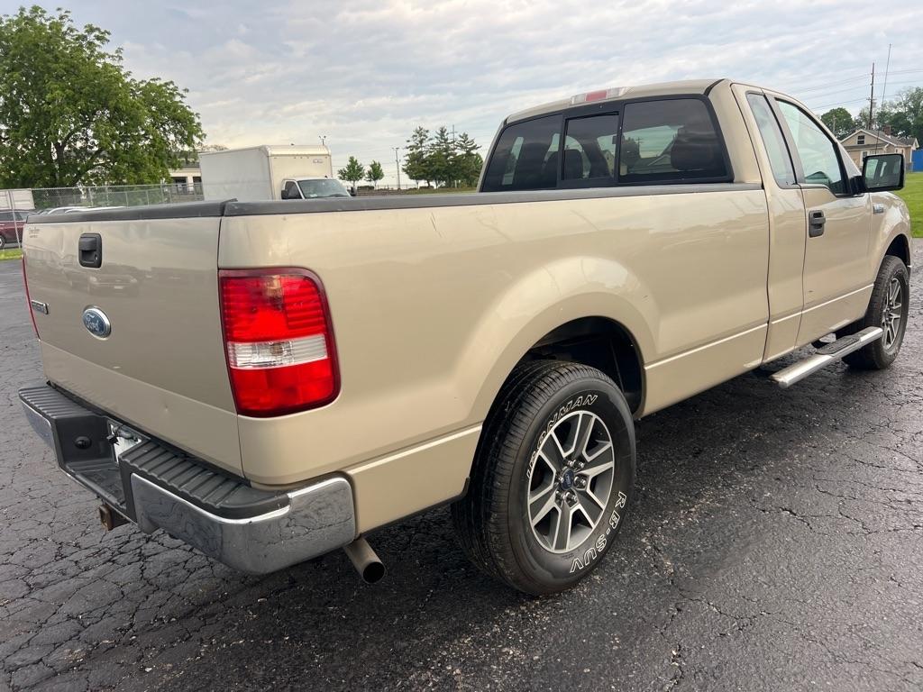Ford F-150 2WD Reg Cab 126" XLT 2007