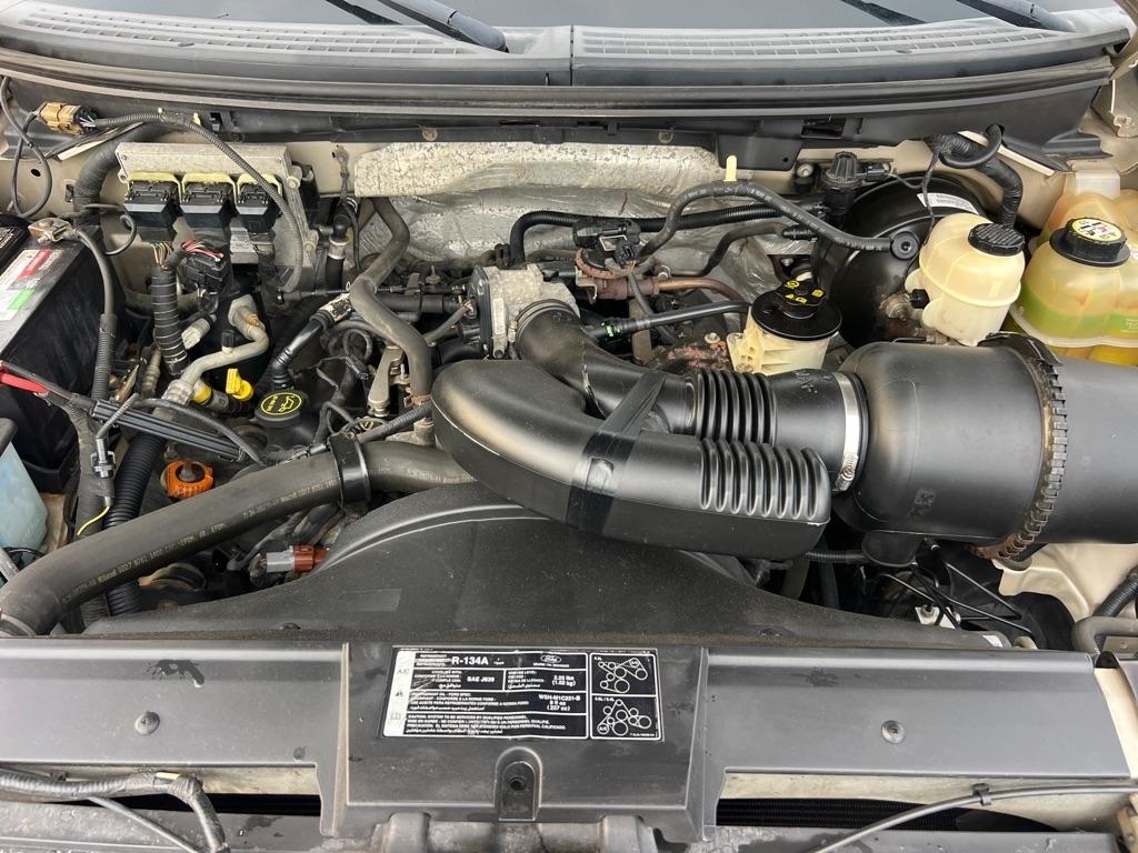 Ford F-150 2WD Reg Cab 126" XLT 2007