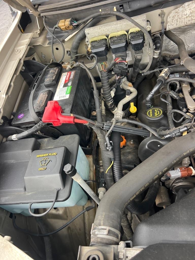 Ford F-150 2WD Reg Cab 126" XLT 2007